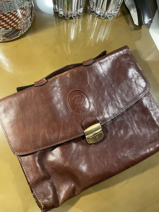 Pasta vintage em couro