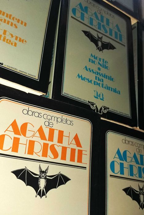 Livros de Coleção *Vampiro Gigante - Agatha Christie