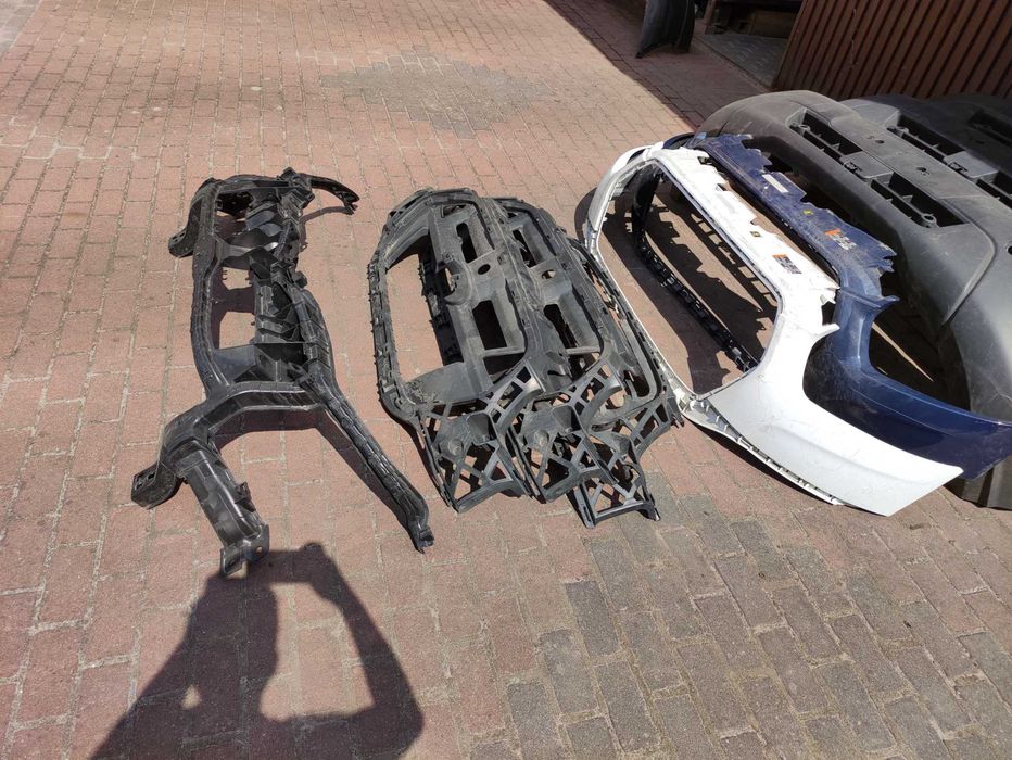 Ford Transit MK8 LIFT 18- PDC zderzak przód oryginał