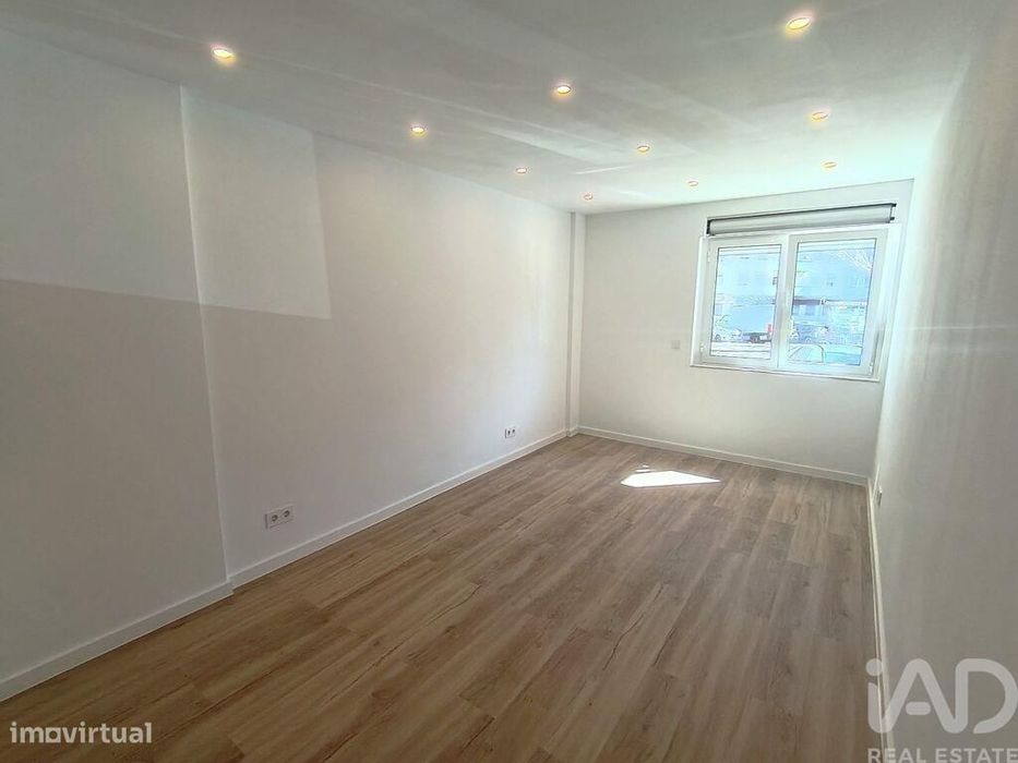 Apartamento T2 em Odivelas