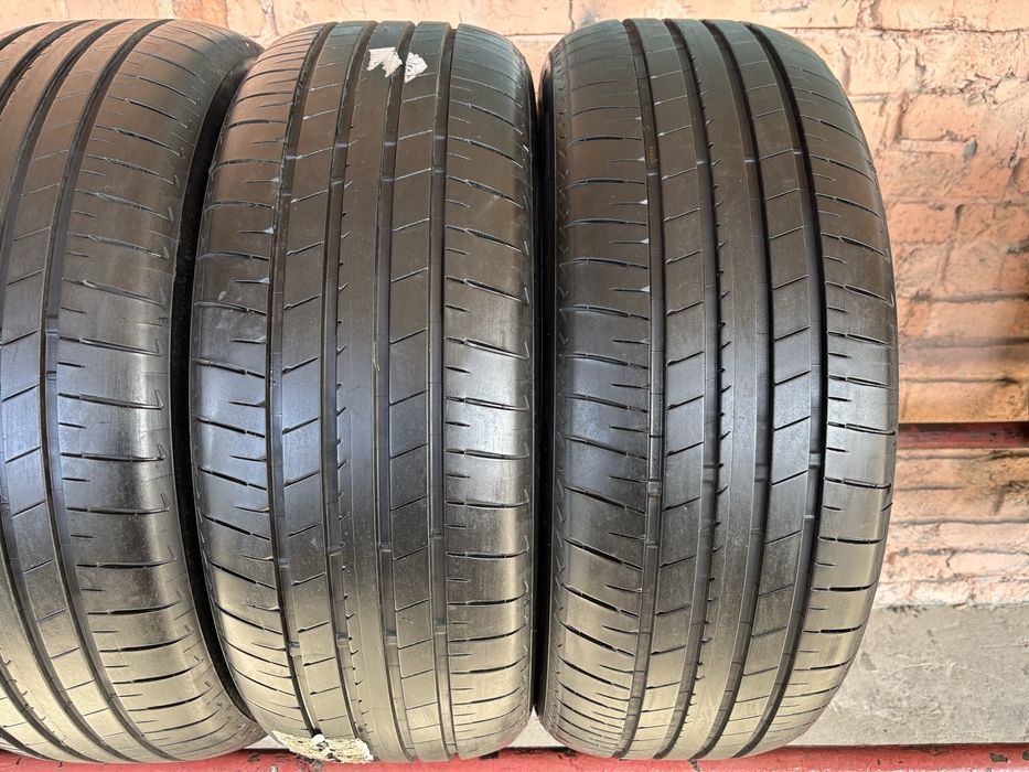 Комплект літніх шин 235/50R20 Bridgestone