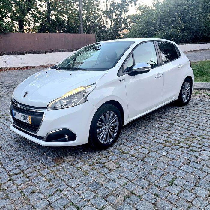Peugeot 208 1.2 Puretech STYLE | 2016 | 110.000 KM | DISTRIBUIÇÃO MUDADA — photo 2