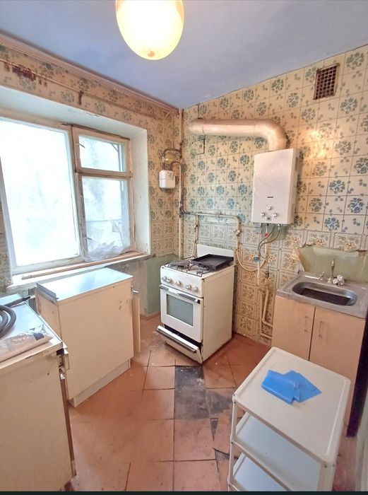 Продаётся 2 ком кв пр мира площадь победы