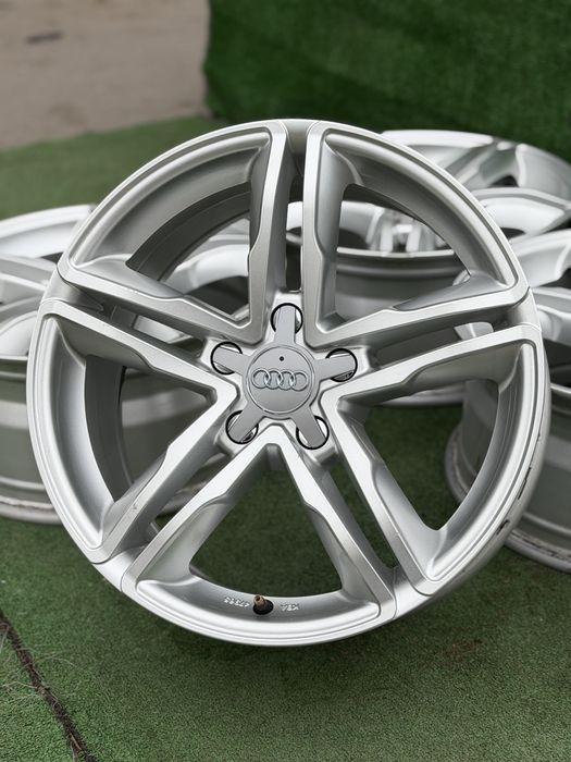 Диски R17 5x112 Audi