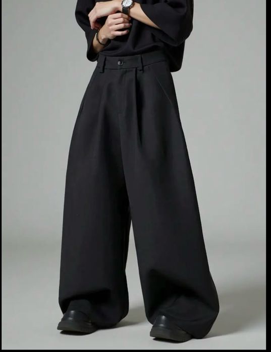 Чоловічі брюки з широкими штанинами