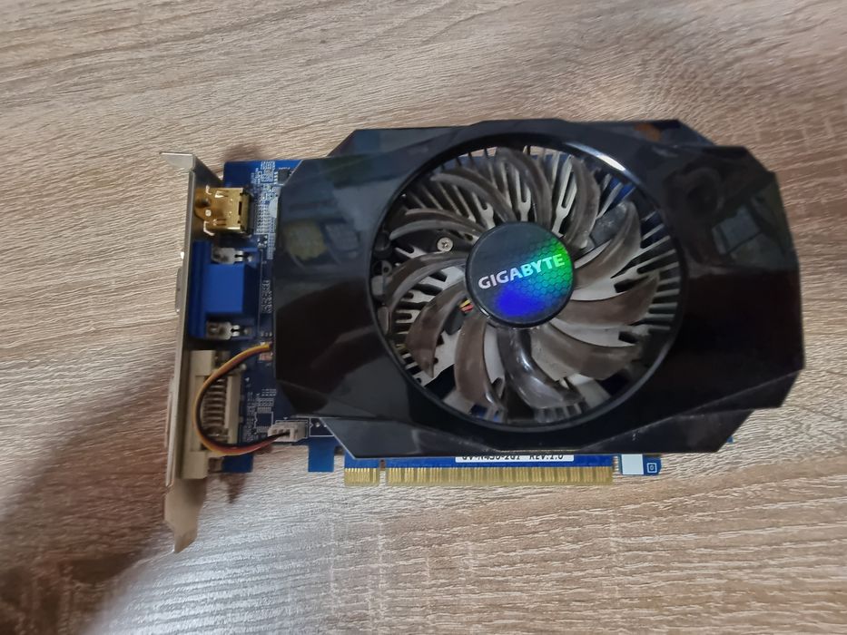 Відеокарта gigabyte gv-n440-2gi