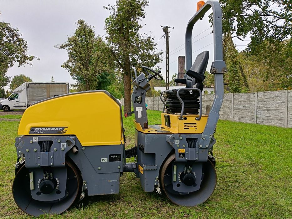 Walec drogowy Dynapac CC 1200