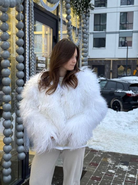 Шуба світла натуральна лама S/M