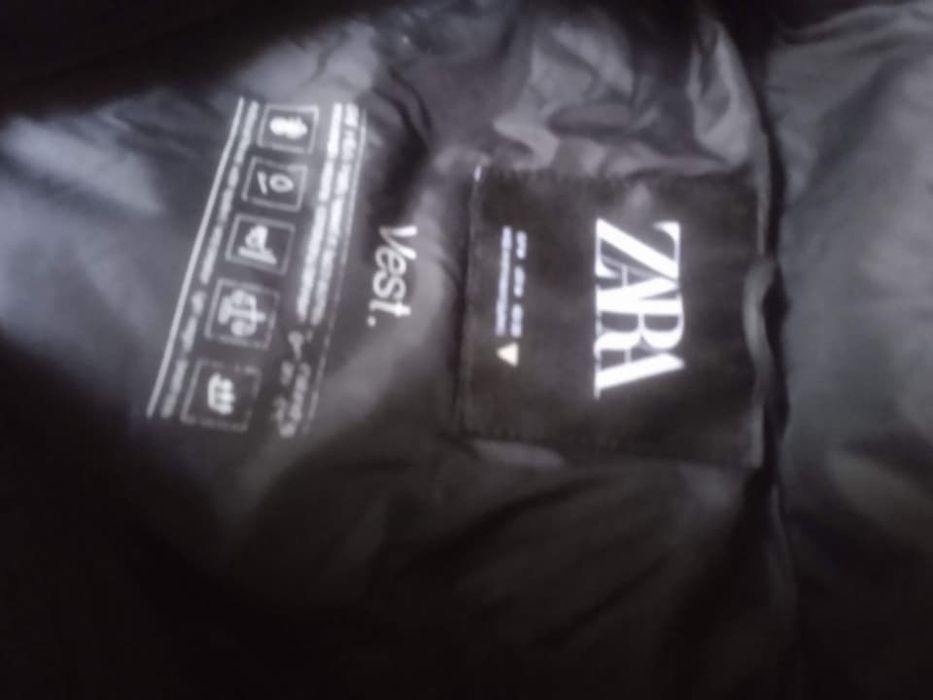 Безрукавка женская жилетка с капюшоном Zara р.L Испания
