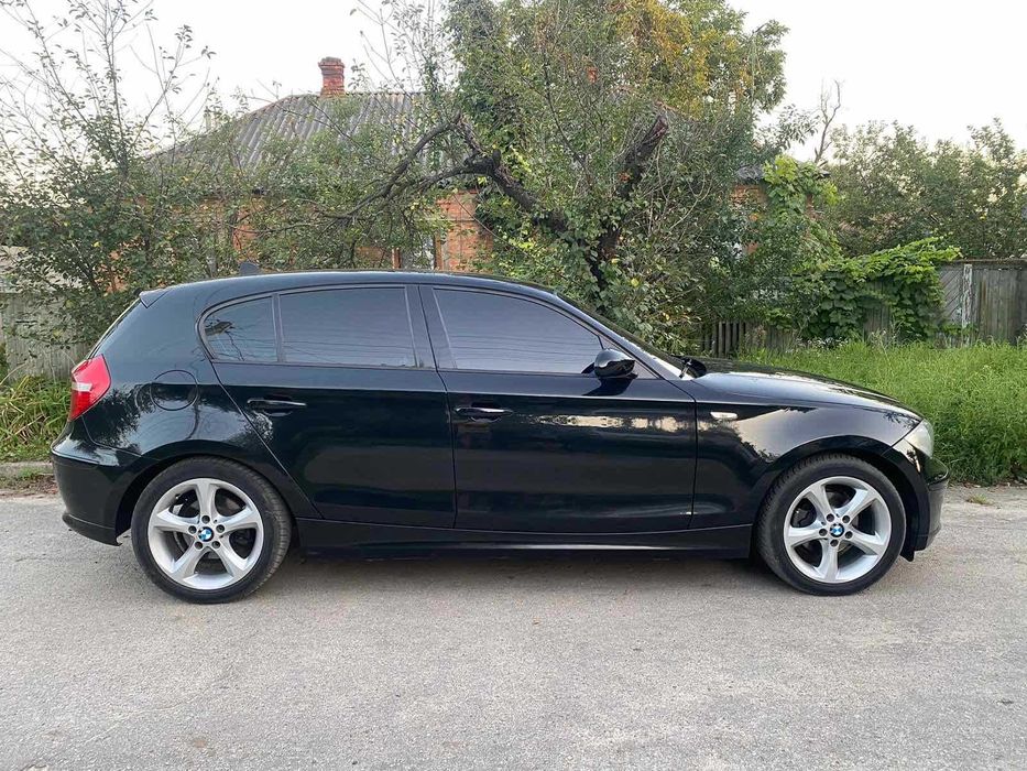 Продам BMW 1 Series 2008