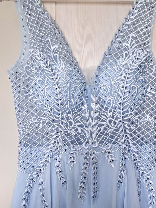 Sukienka Queen Maxi Błękitna rozm. 38