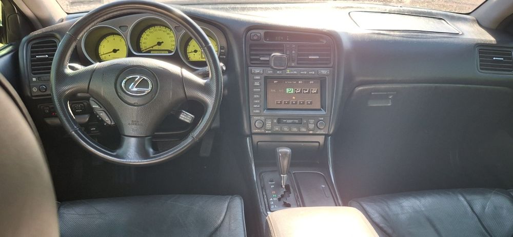 Продам Lexus GS 300