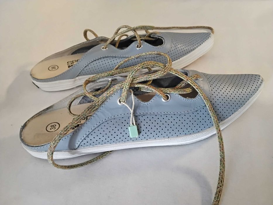 Жіночі туфлі (різні)