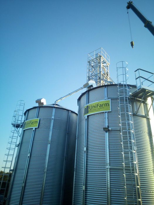 Silosy zbożowe na zboże płaskodenne lejowe przenośniki redlery