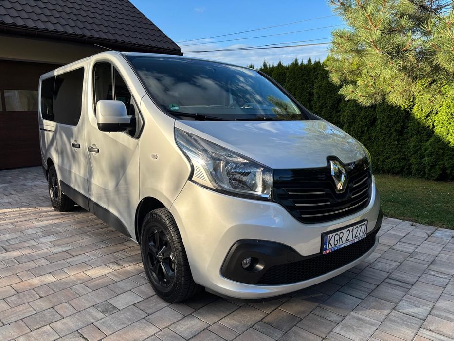 Renault Trafic 8osobowy