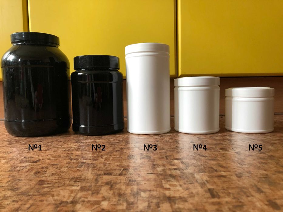 Емкости (банки, цилиндры) очень удобные для хранения чего либо: 15 грн ...