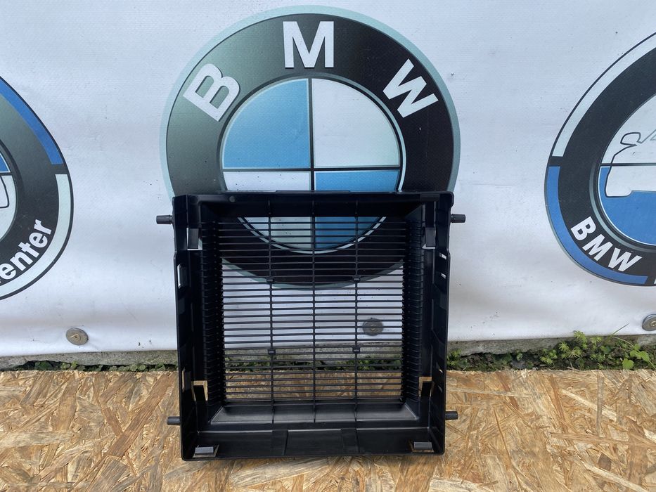 Корпус дополнительного радиатора bmw G30 G31 G32 G12 рамка радиатора