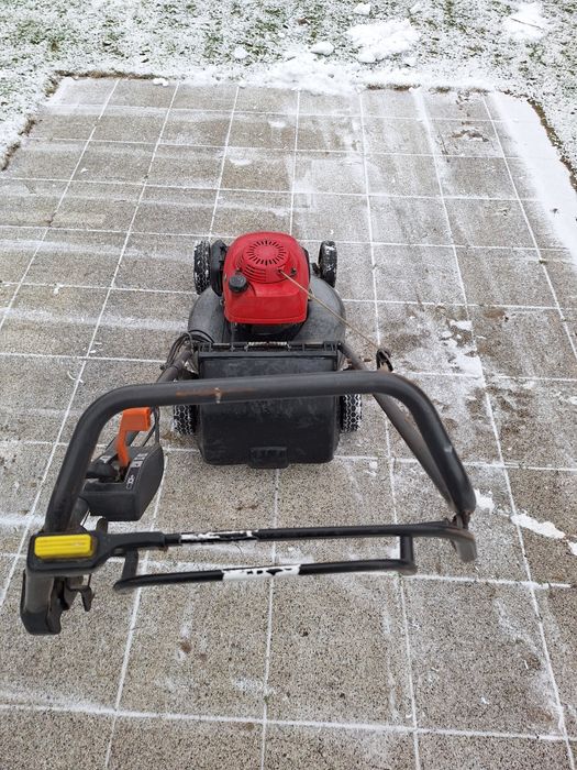 Kosiarka honda hrd536c