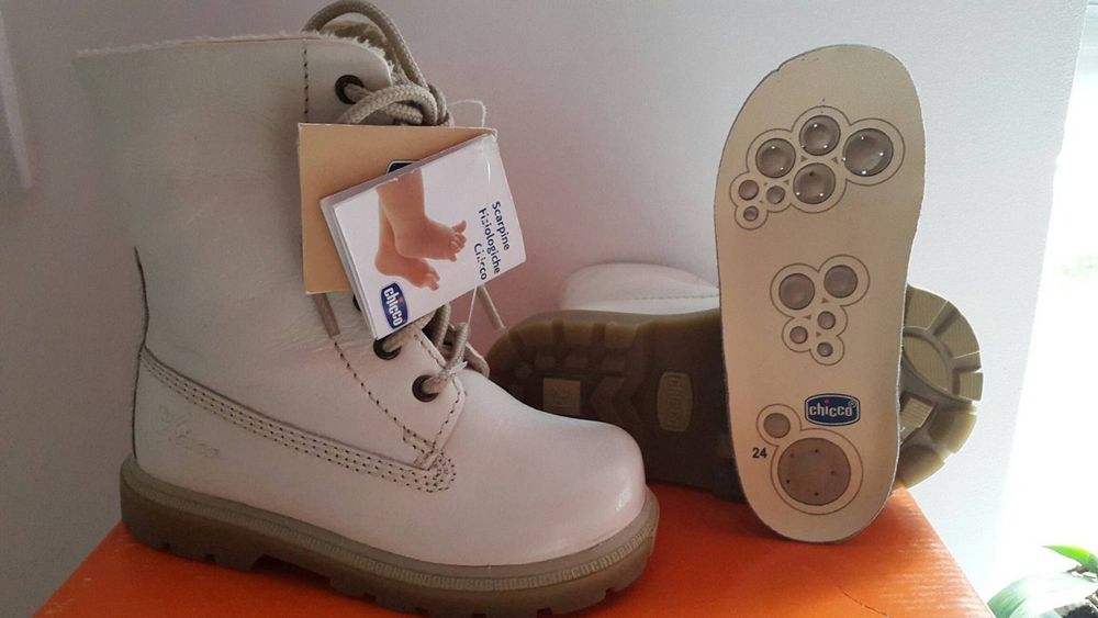 Чобітки "Chicco"