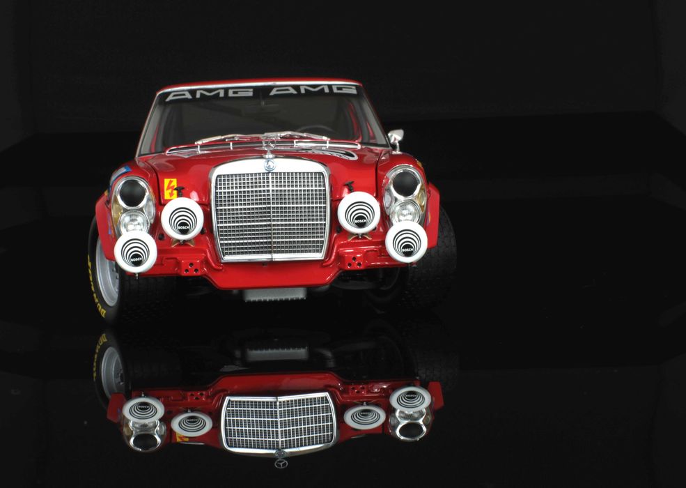 Mercedes-Benz 300 SEL #35 2nd Place 24H SPA 1971 - Minichamps