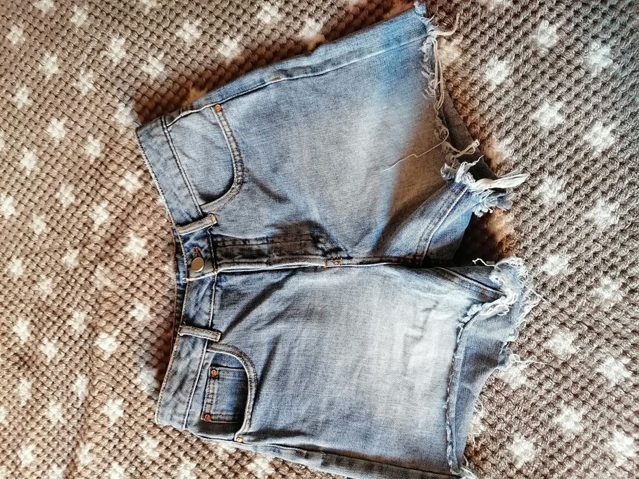 Jeansowe spodenki