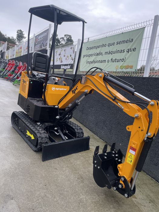 Escavadora giratoria 1000 kg diesel (novas)