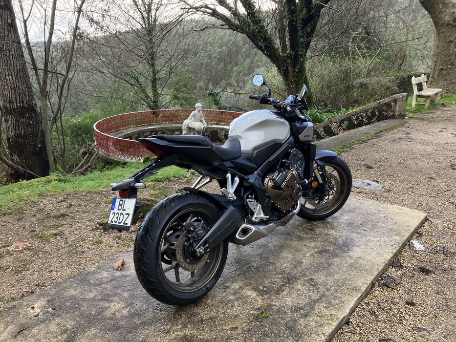 Honda CB650R E-Clutch