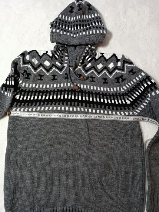 Sweter męski zimowy rozmiar M firmy RESLAND