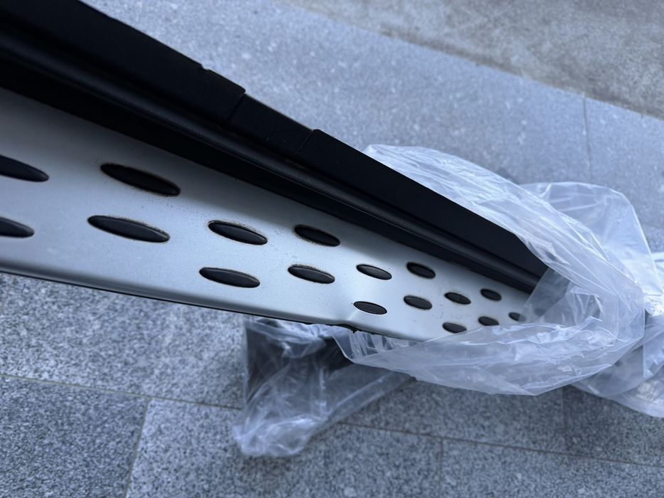 Estribos (pousa pes) originais mercedes