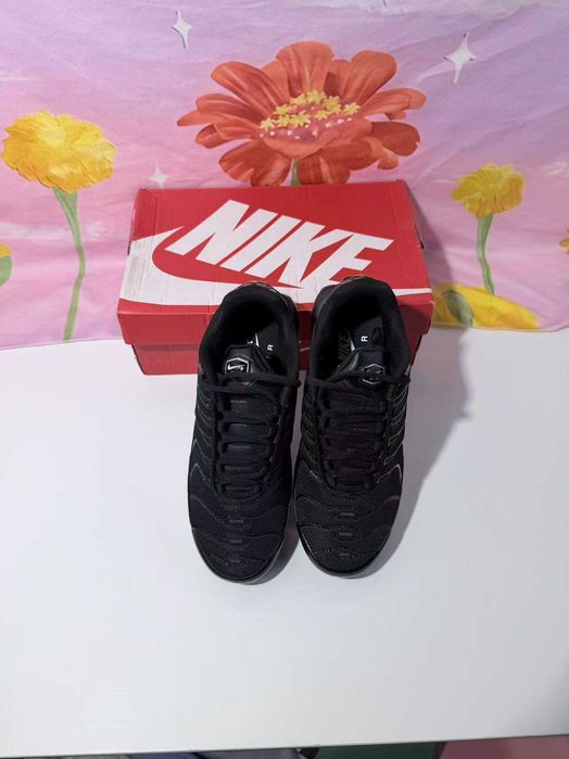 Air Max TN Plus Black R.40