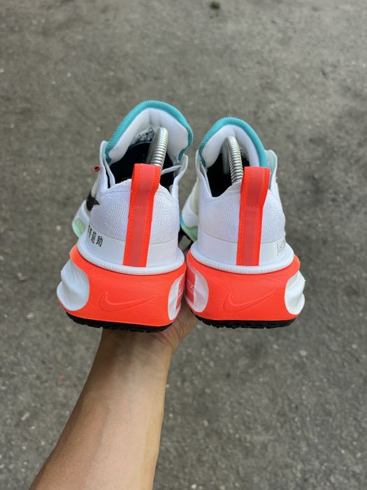 Кросівки Nike Zoomx Invincible 3