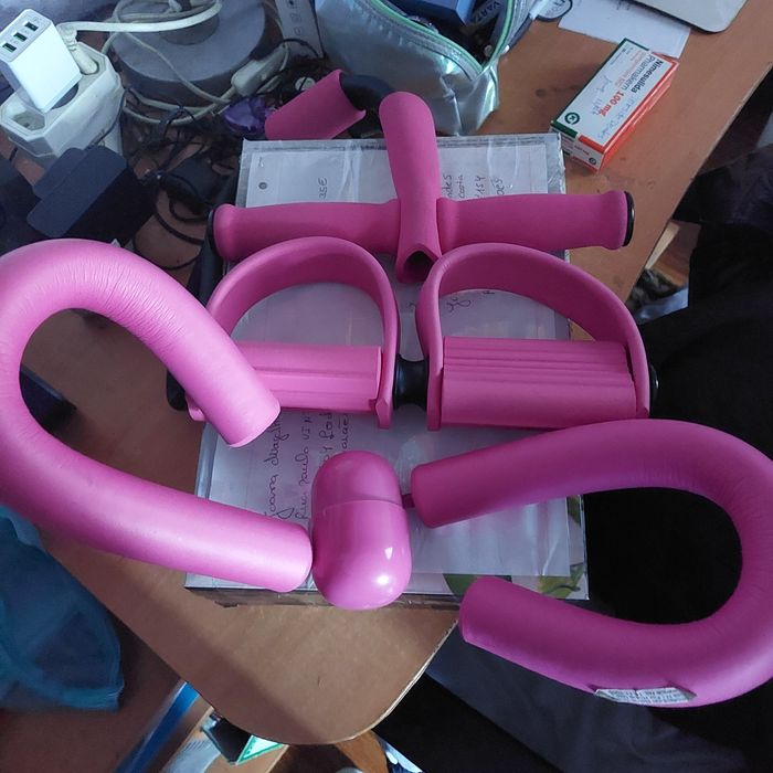 Peças de ginástica novas