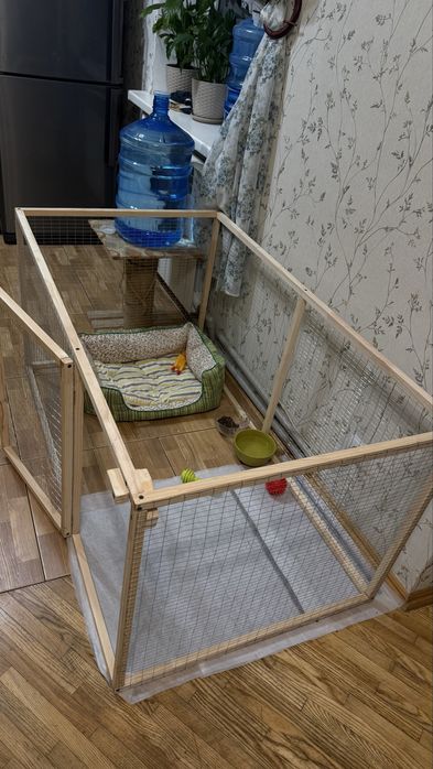 Продам  манеж для собаки