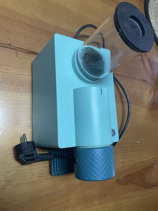 Maquina de cafe, em bom estado