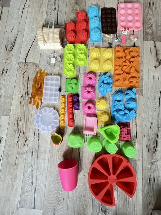 Формы для изготовления мыла силиконовая .