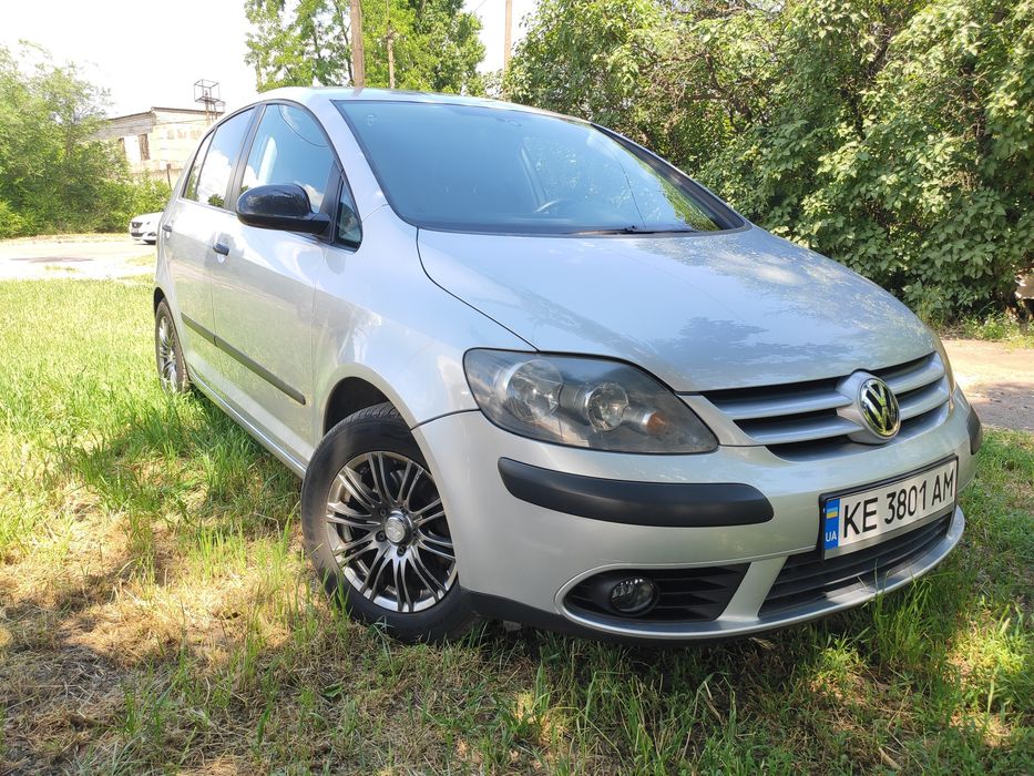 Продам Volkswagen Golf Plus 1.6 MPI  2006год