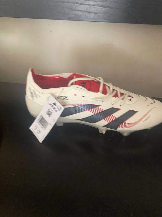 Chuteiras de futebol Nike e adidas 39 novas uma SG e outra AG