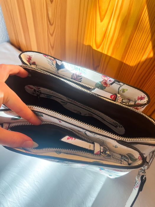 Parfois duża torebka listonoszka biała- kanarki, tukany, ptaki, kwiaty