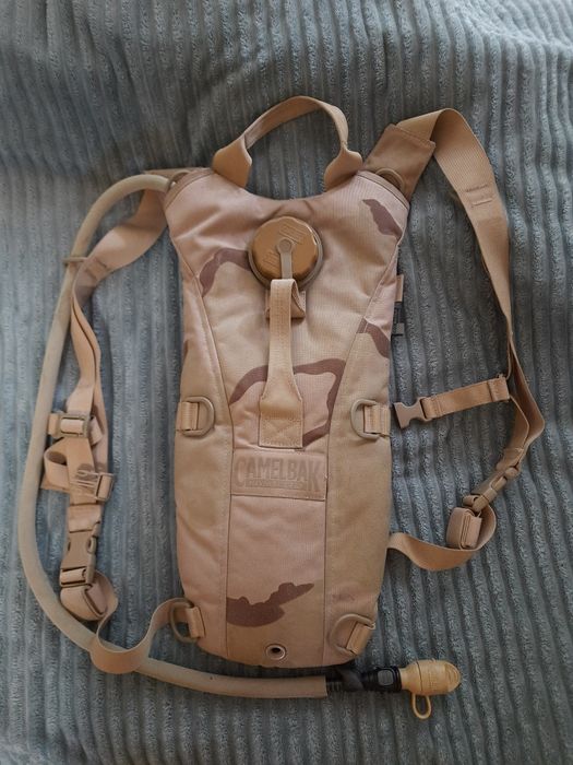Гидратор питьевая система camelbak 3л