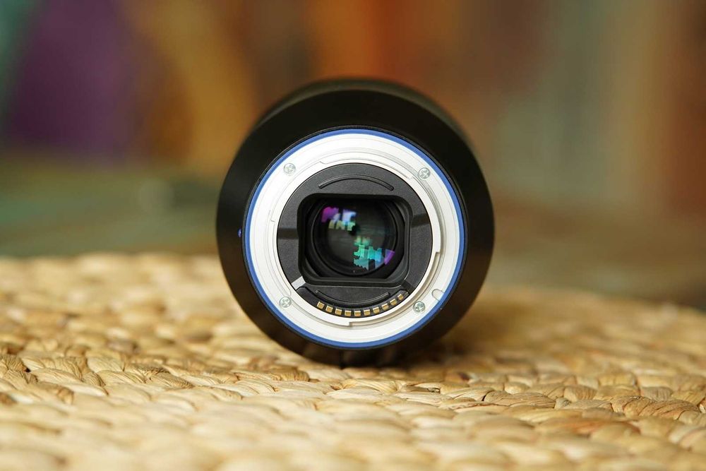 Zeiss Batis 40mm f/2.0 SONY E