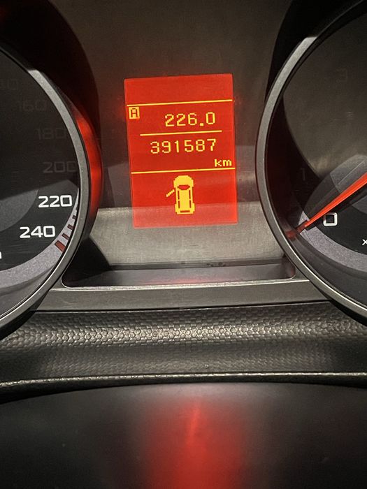 Продам автомобіль Mitsubishi Outlander XL