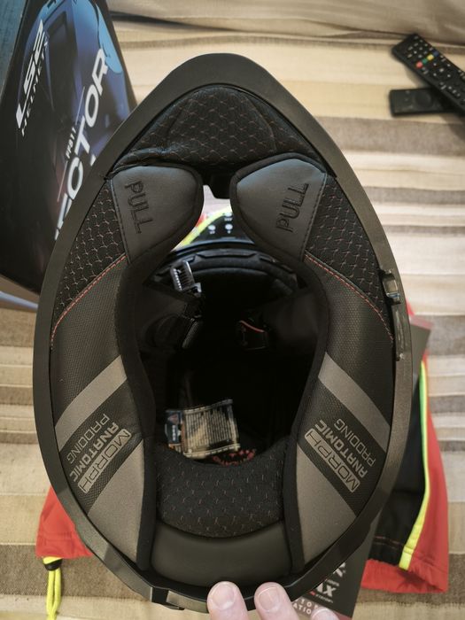 Capacete LS2 VECTOR 2