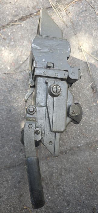 Perysko z czołgu w bdb stanie.