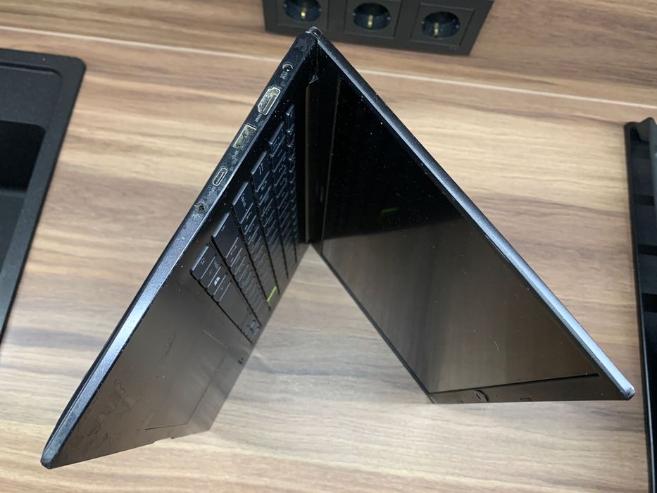 Ноутбук ASUS VivoBook 14 | i3 11th Gen | 8GB RAM | + SSD Samsung 250GB
