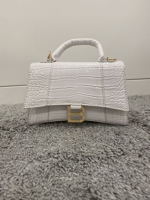 Mala balenciaga nova