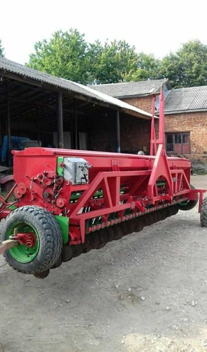 Зернова сівалка Mazur Unia