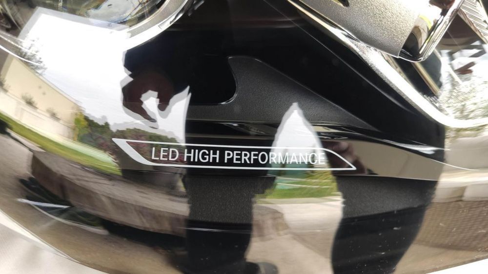 farol direito full Led performance Mercedes w206