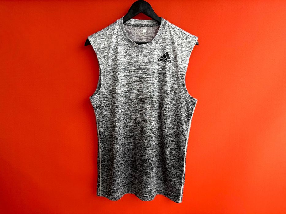 Adidas Оригінал чоловіча спортивна майка футболка безрукавка розмір M