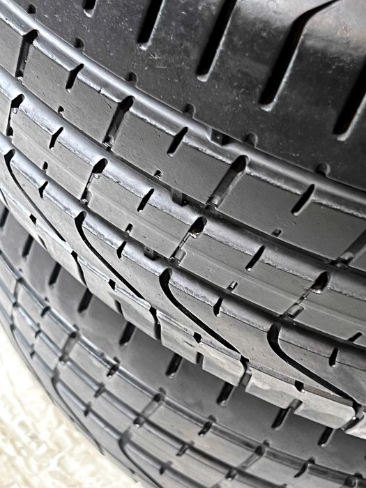 Pneus Pirelli Pzero - 265/40/21 - Como NOVOS