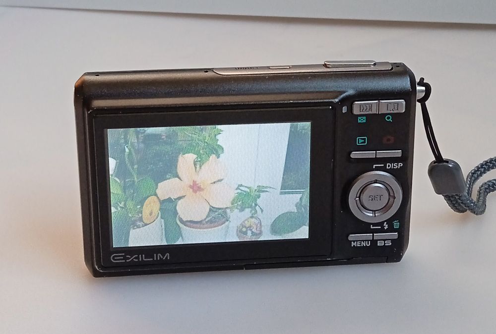 Casio Exelim EX-Z75